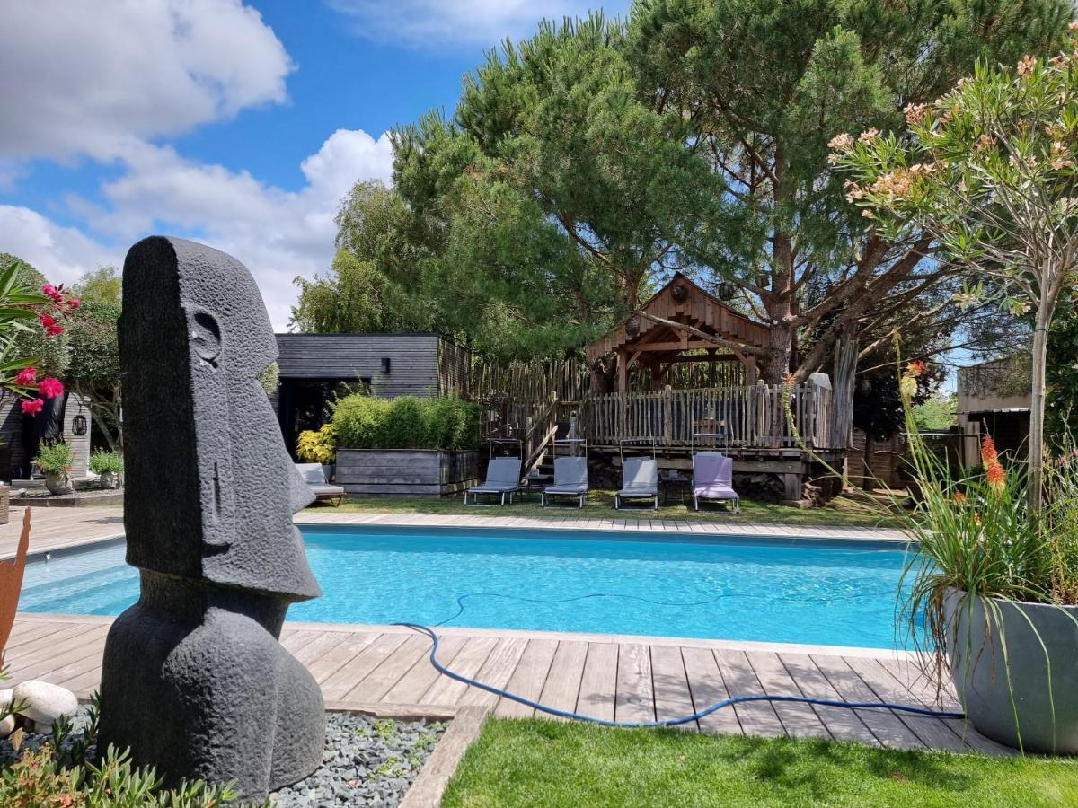 Le Clos Des Romarins 2*