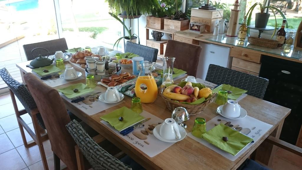 Bed and breakfast Le Clos Des Romarins