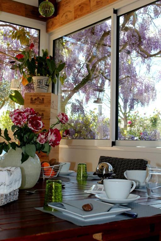 Le Clos Des Romarins Bed and breakfast